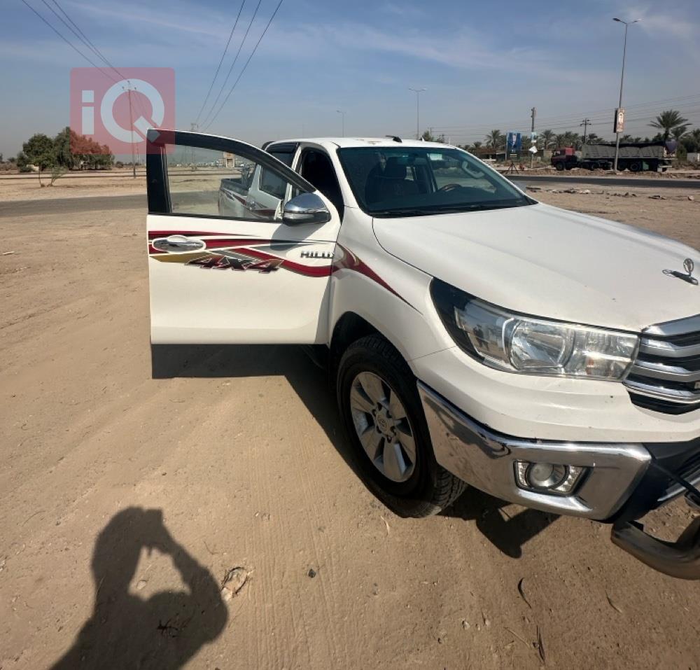 تويوتا هايلوكس